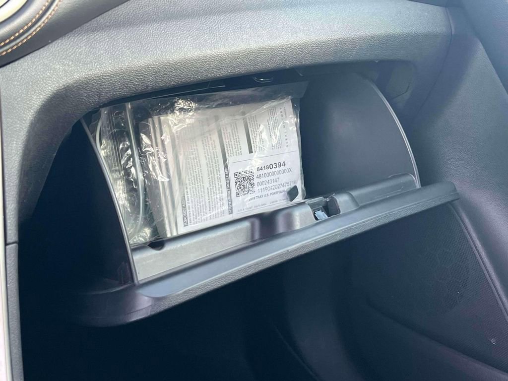 Used 2019 Chevrolet Trax LT w/ LT Convenience Package FWD image 30