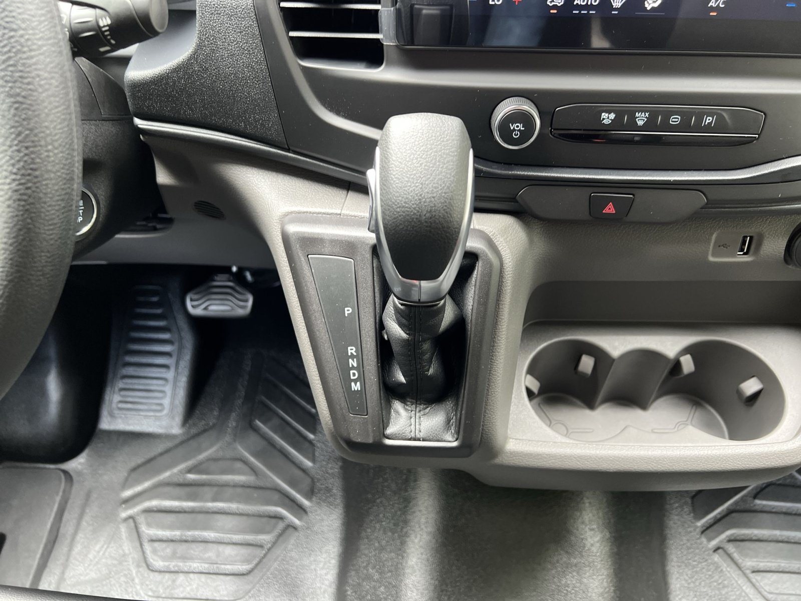 New 2026 Ford Transit 150 Low Roof RWD image 21