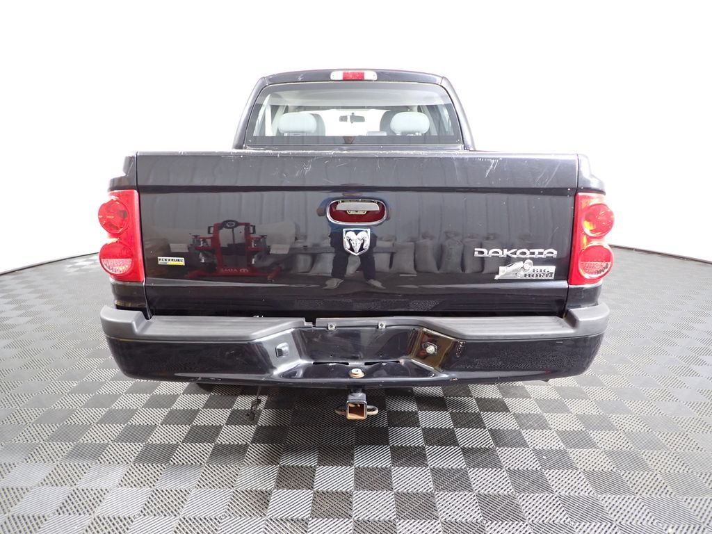 Used 2011 Dodge Dakota Big Horn w/ Skid Plate Group AWD/4WD image 12
