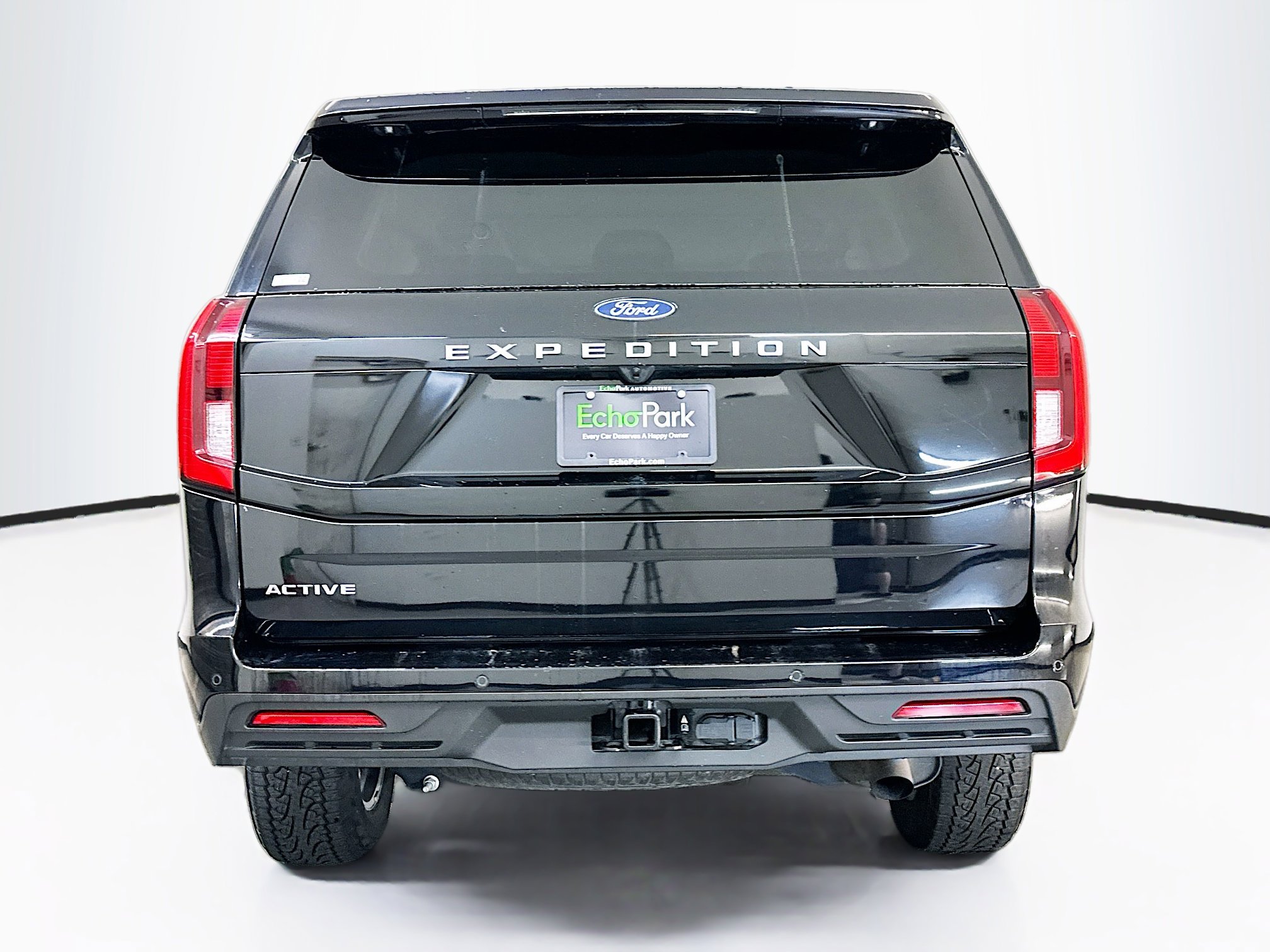 Used 2025 Ford Expedition Active AWD/4WD image 7