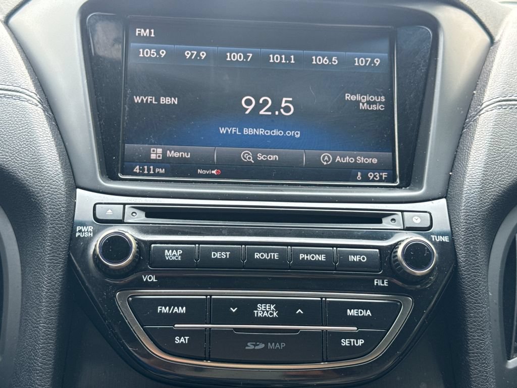 Used 2014 Hyundai Genesis 2.0T RWD image 25
