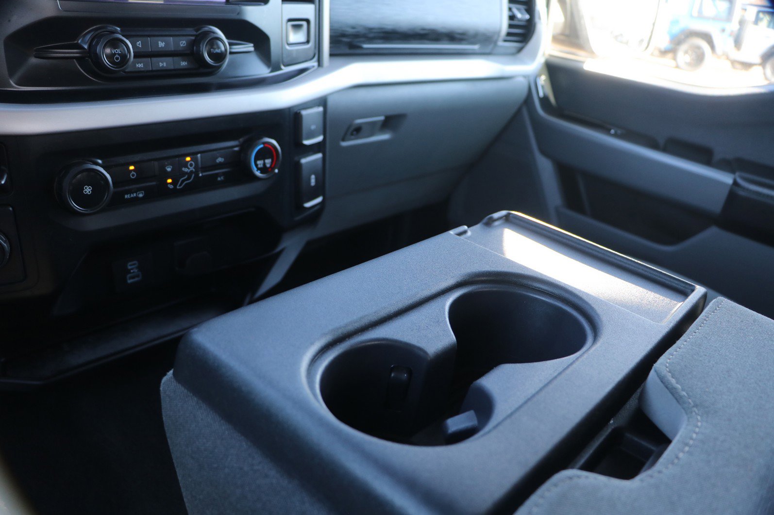 Used 2023 Ford F150 XLT image 24