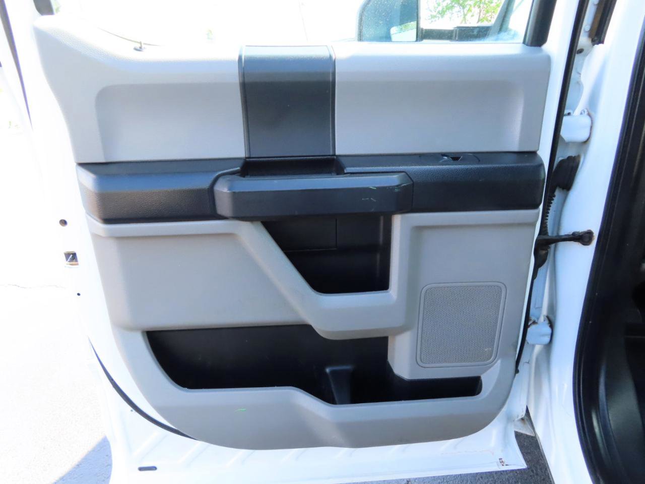 Used 2019 Ford F350 XL w/ Power Equipment Group AWD/4WD image 40