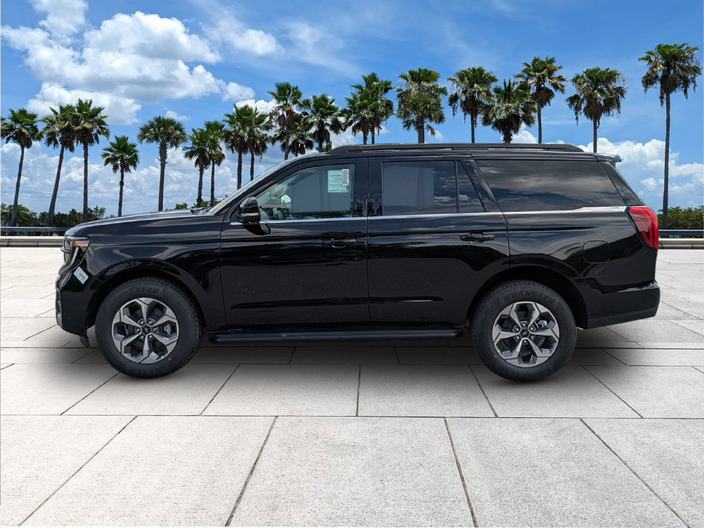 New 2027 Ford Expedition Active RWD image 4