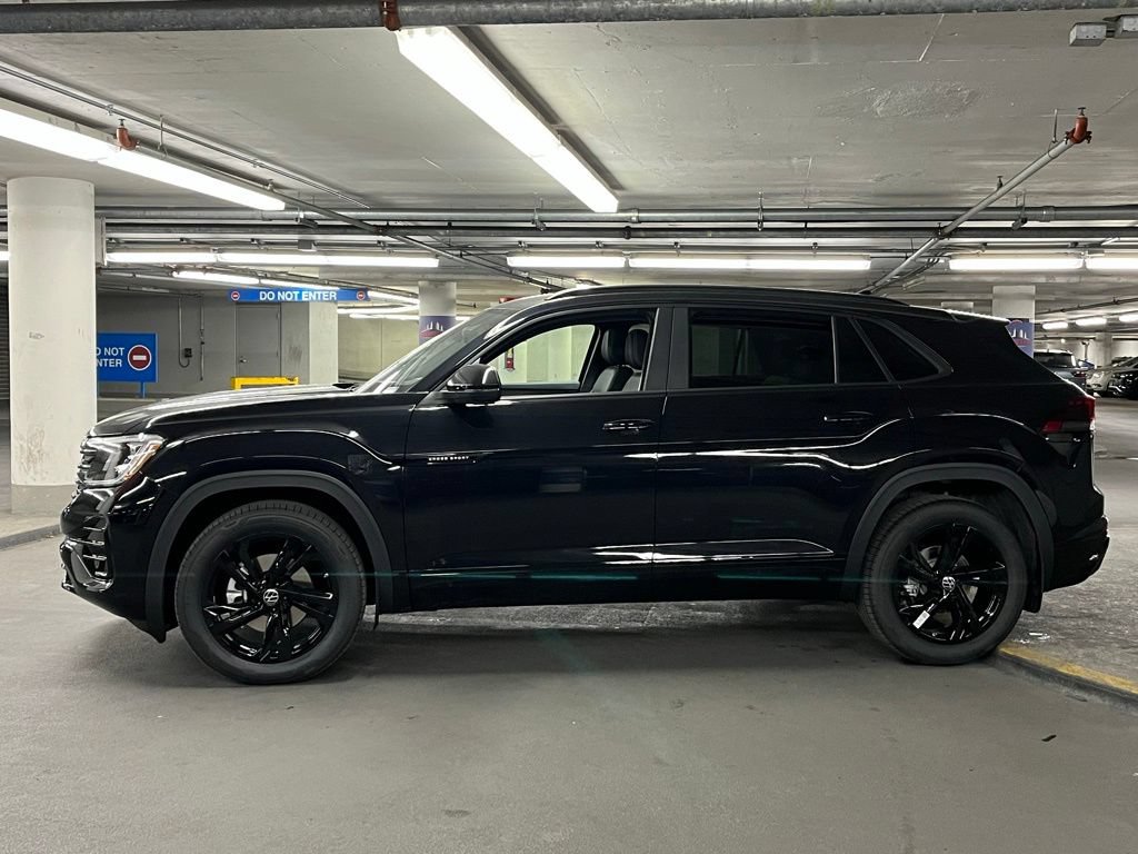 New 2026 Volkswagen Atlas Cross Sport SEL R-Line AWD/4WD image 35