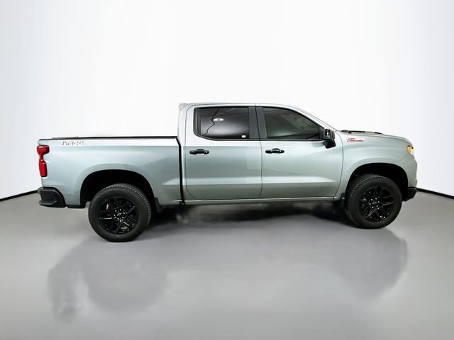 Used 2025 Chevrolet Silverado 1500 LT Trail Boss w/ Convenience Package II AWD/4WD image 9