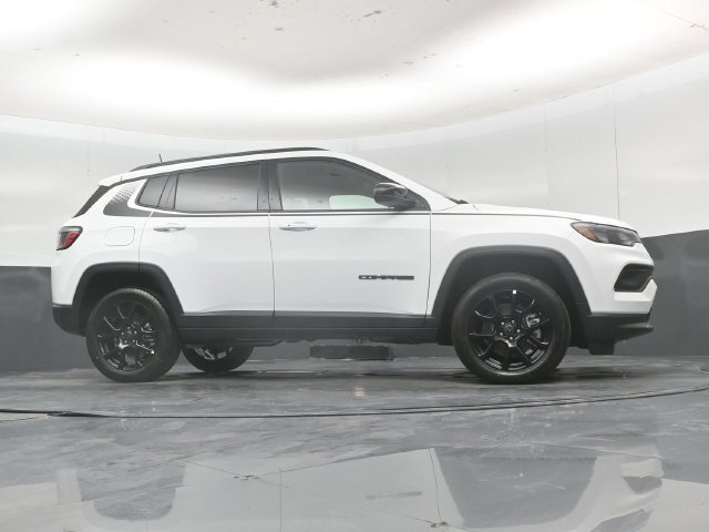 New 2027 Jeep Compass Latitude AWD/4WD image 53