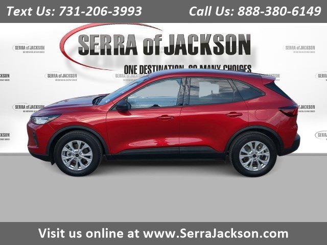 Used 2025 Ford Escape Active w/ Cold Weather Package image 1