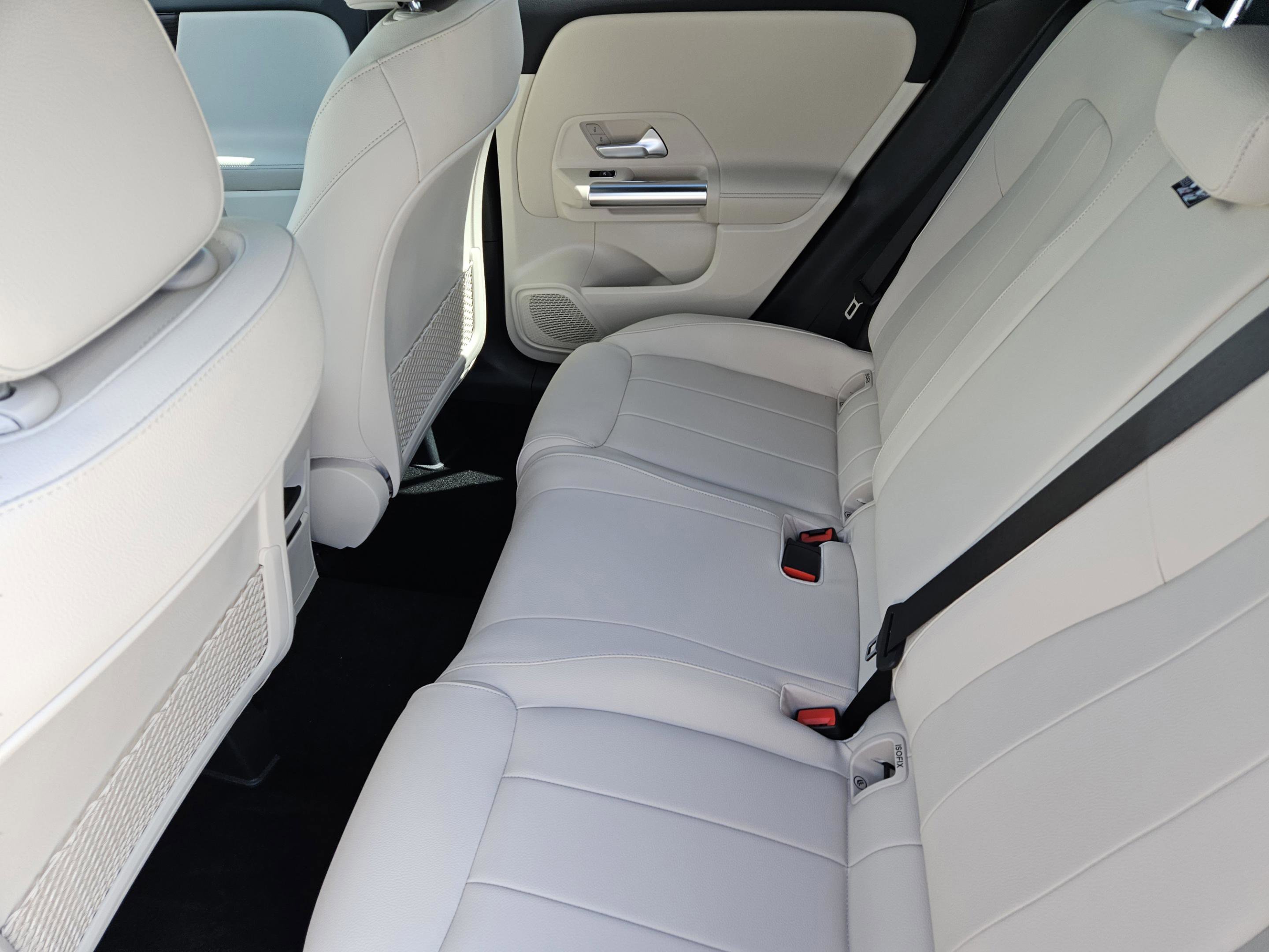 Certified 2026 Mercedes-Benz GLA 250 image 29