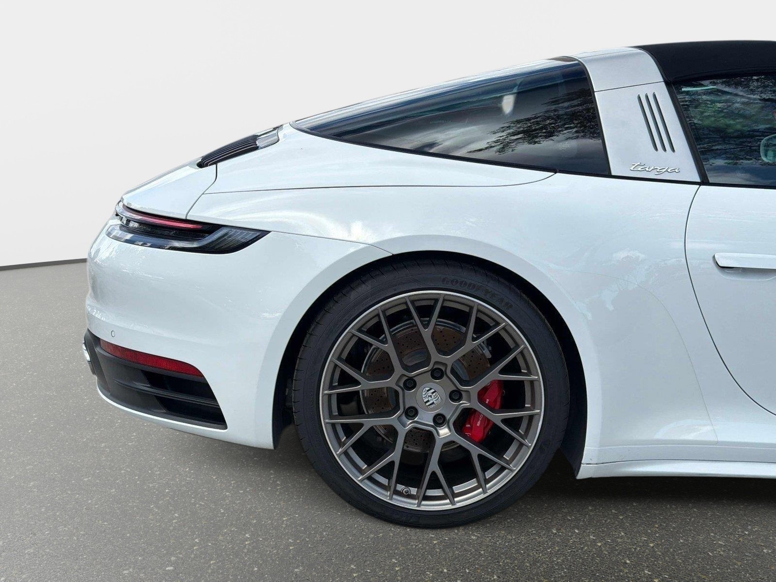 Used 2023 Porsche 911 Targa 4S AWD/4WD image 20