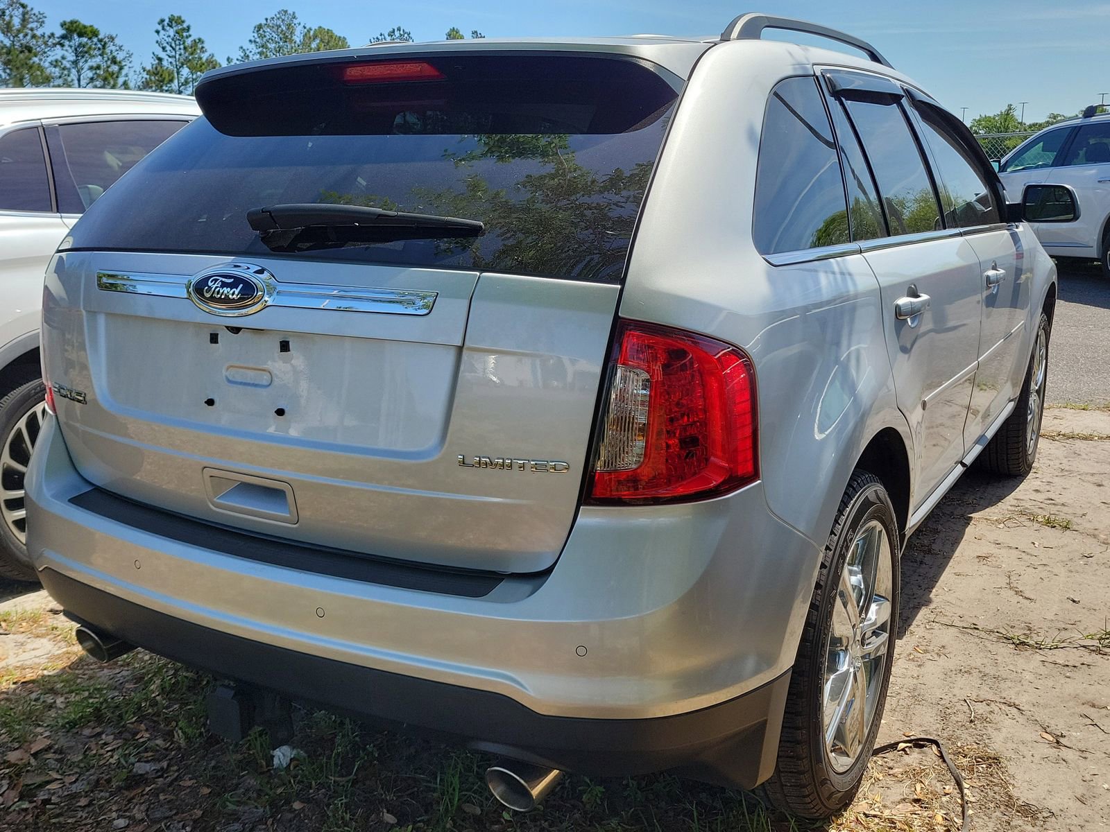 Used 2013 Ford Edge Limited w/ Driver Entry Pkg image 8