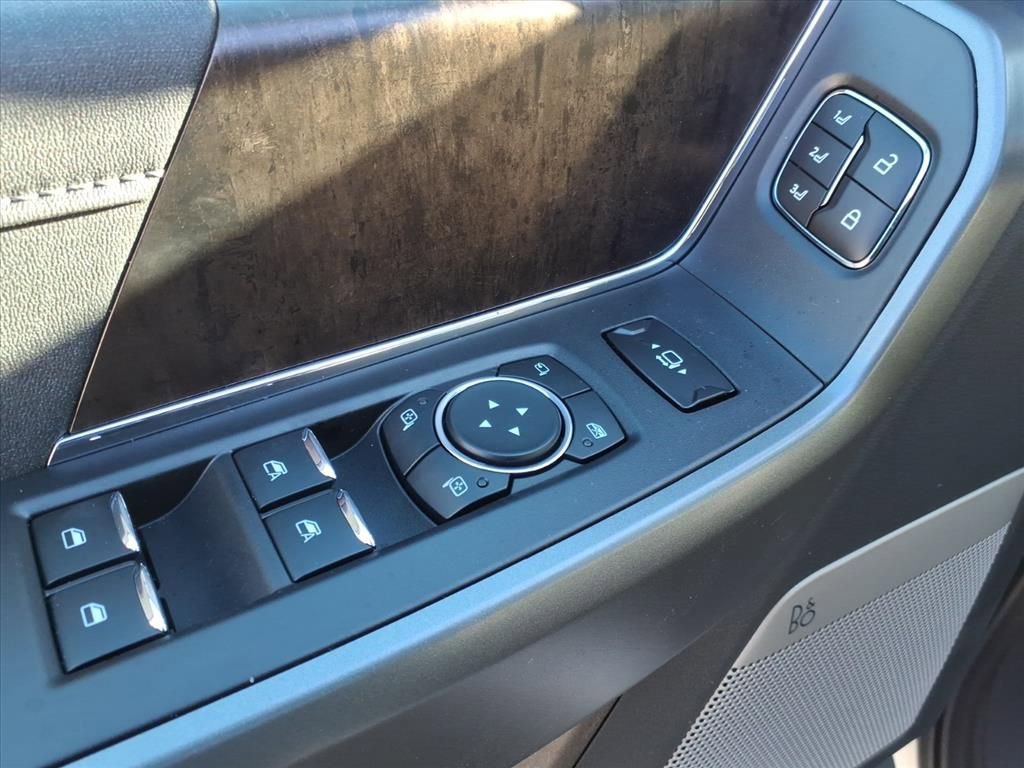 New 2026 Ford F250 Lariat w/ Lariat Premium Package image 20