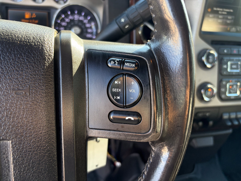 Used 2016 Ford F250 Lariat w/ Lariat Ultimate Package AWD/4WD image 25