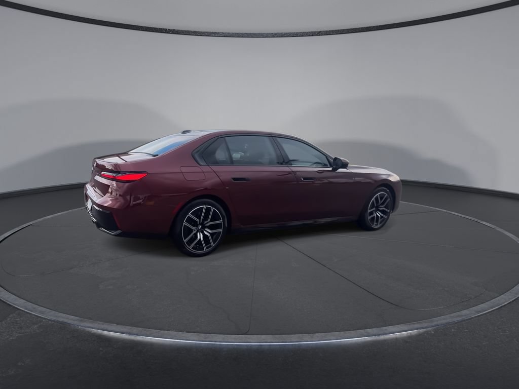 Used 2026 BMW 740i RWD image 9