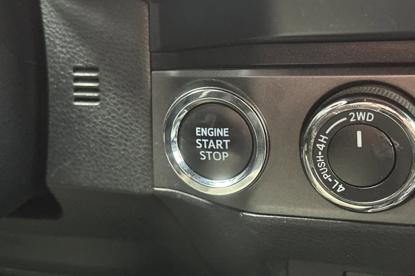 Used 2023 Toyota Tacoma SR5 image 22