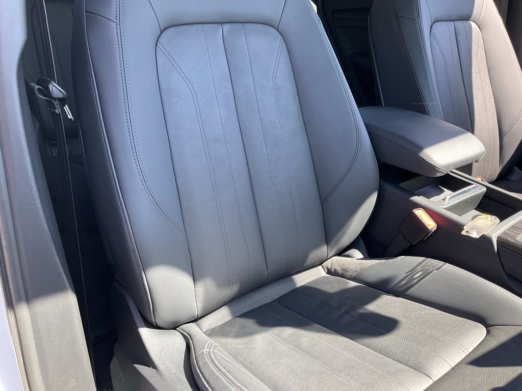 Used 2020 Audi Q5 e Premium w/ Convenience Package AWD/4WD image 60