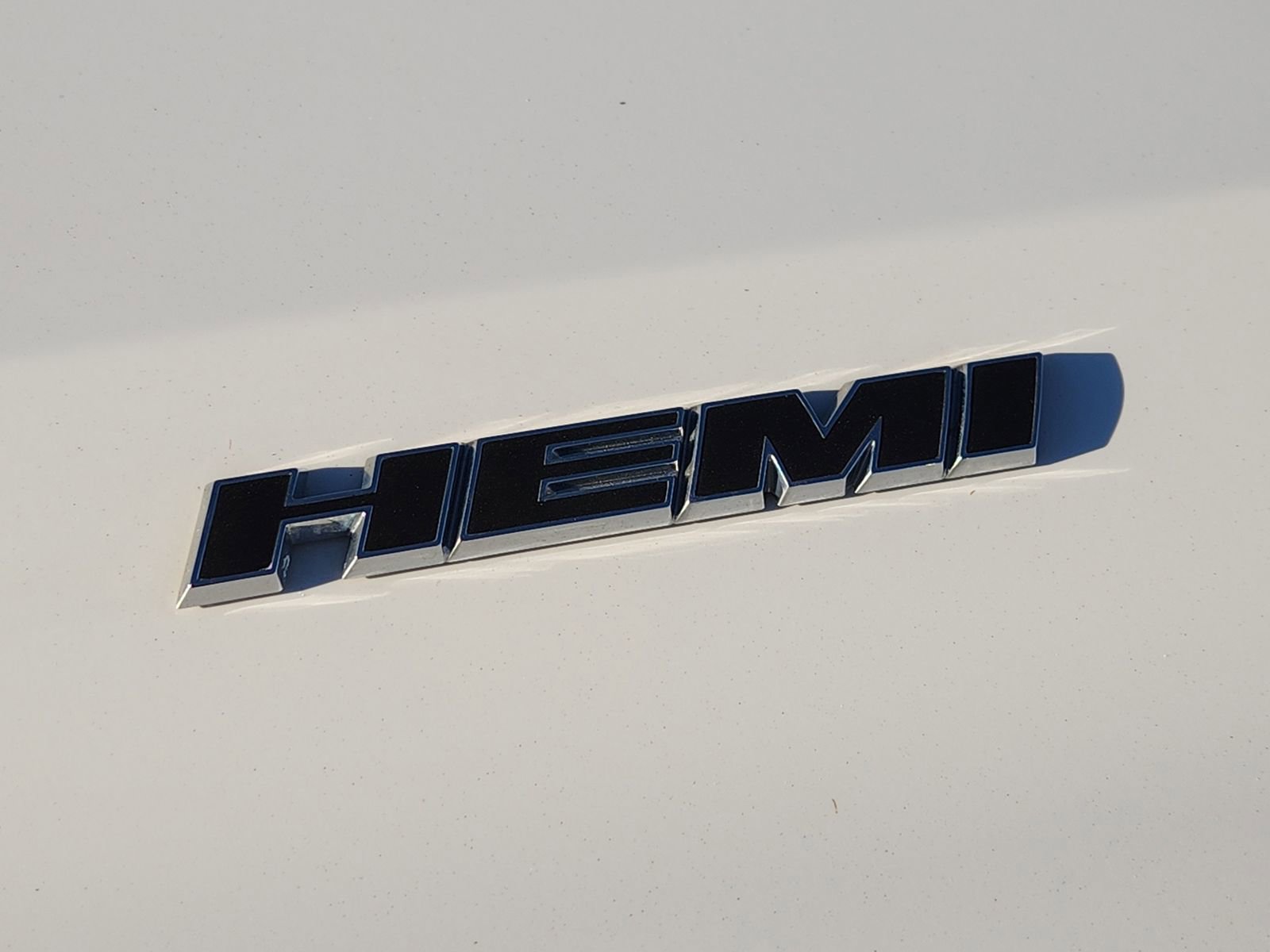 Used 2011 Dodge Challenger R/T image 13