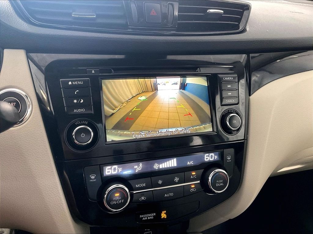 Used 2022 Nissan Rogue Sport SV AWD/4WD image 19