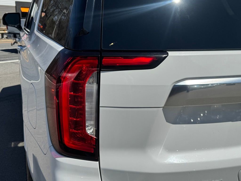 Used 2021 GMC Yukon XL Denali w/ Denali Ultimate Package RWD image 22