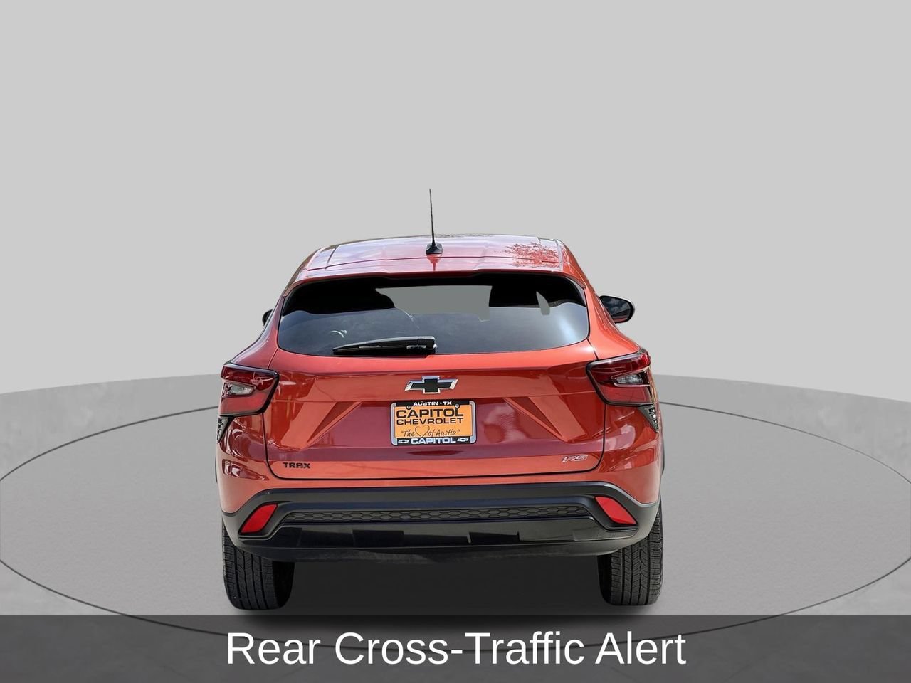 Used 2024 Chevrolet Trax RS w/ Driver Confidence Package FWD image 5