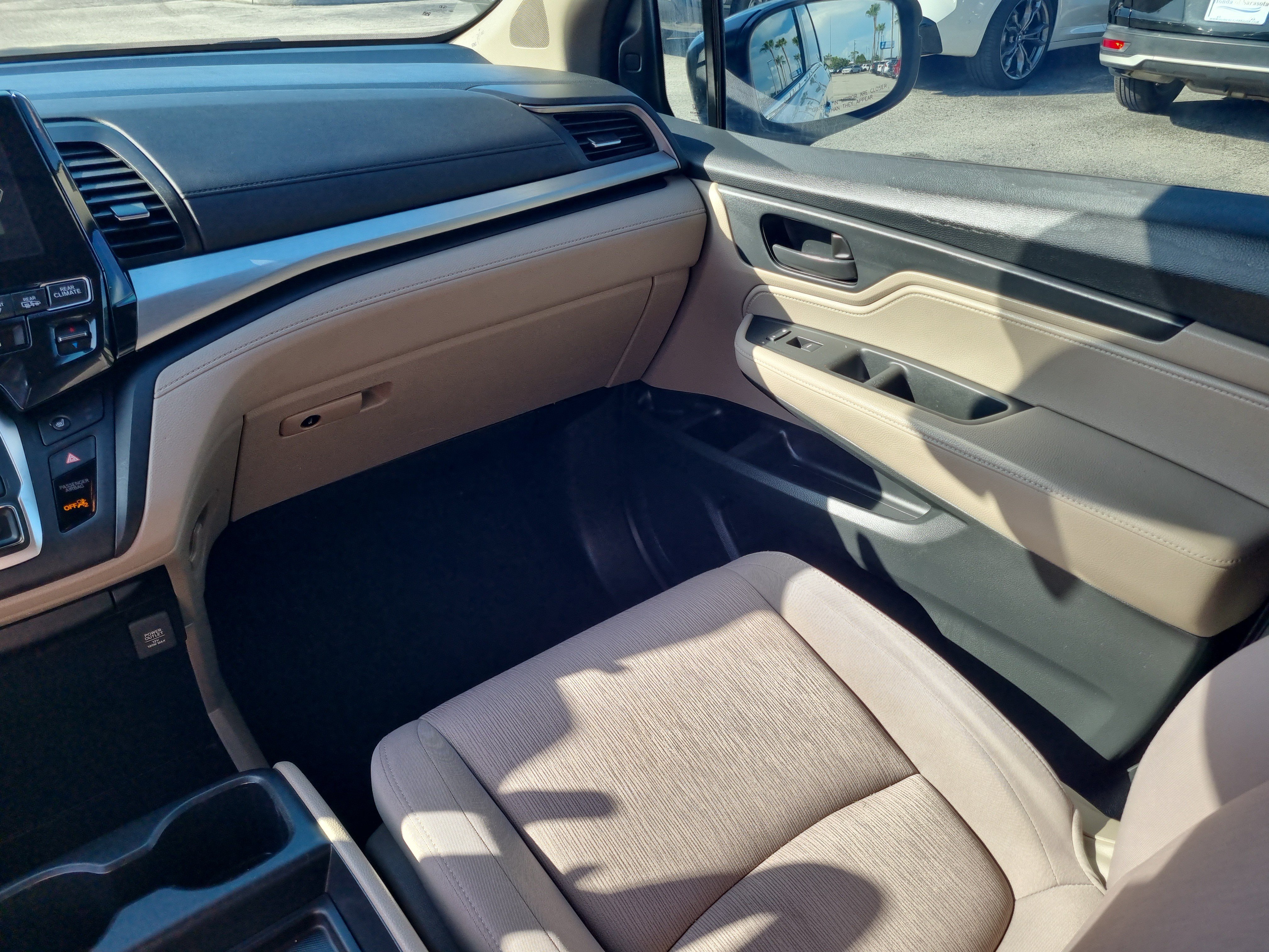 Used 2023 Honda Odyssey EX image 17