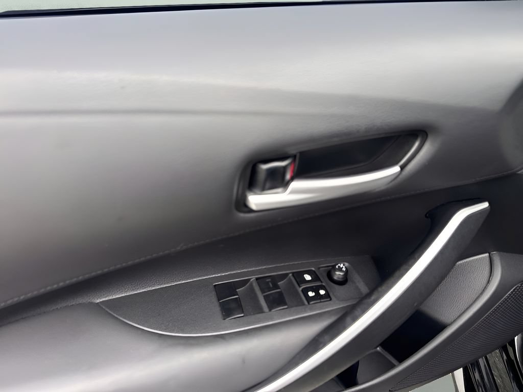 Used 2020 Toyota Corolla SE FWD image 20