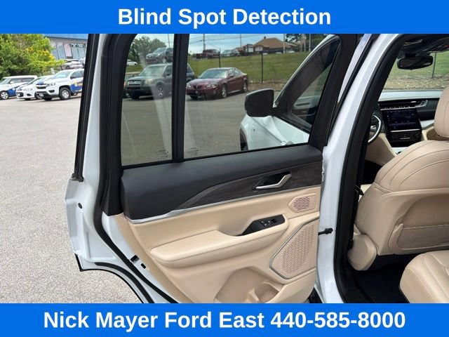 Used 2024 Jeep Grand Cherokee Limited 4xe AWD/4WD image 23