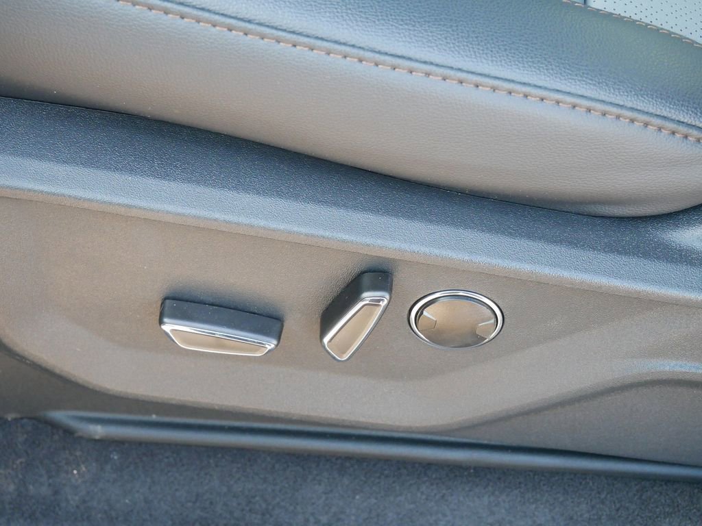 New 2025 Ford F150 Lightning Lariat AWD/4WD image 20