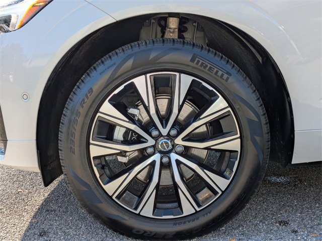 New 2025 Volvo XC60 B5 Plus w/ Protection Package Premier image 10