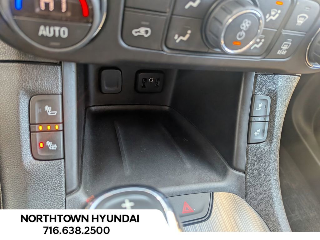 Used 2019 GMC Acadia SLT w/ Black Edition image 17