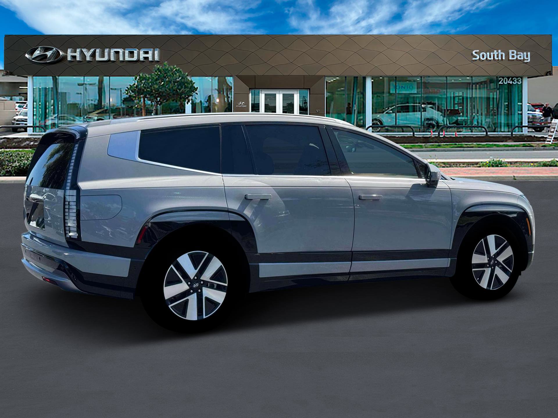 New 2026 Hyundai Ioniq 9 SEL image 8