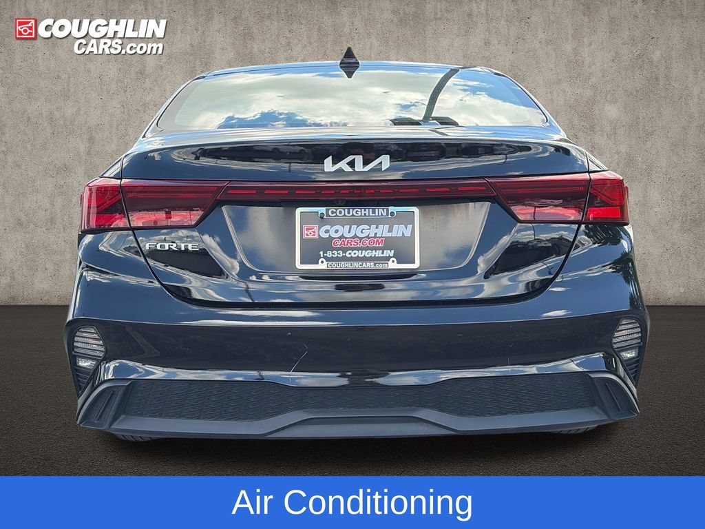 Used 2024 Kia Forte LXS FWD image 7