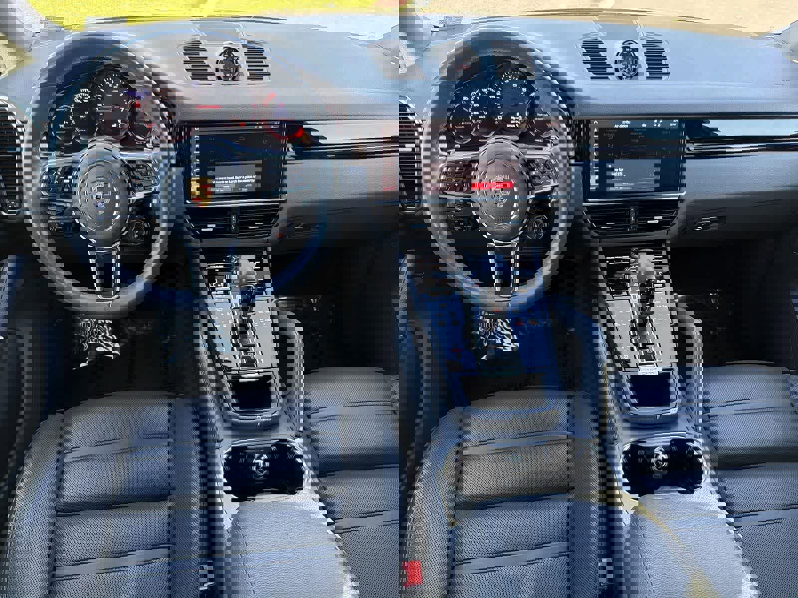 Used 2021 Porsche Cayenne Coupe image 8