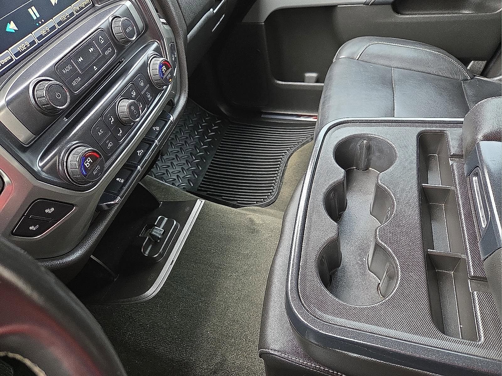 Used 2015 Chevrolet Silverado 1500 LT w/ All Star Edition image 25