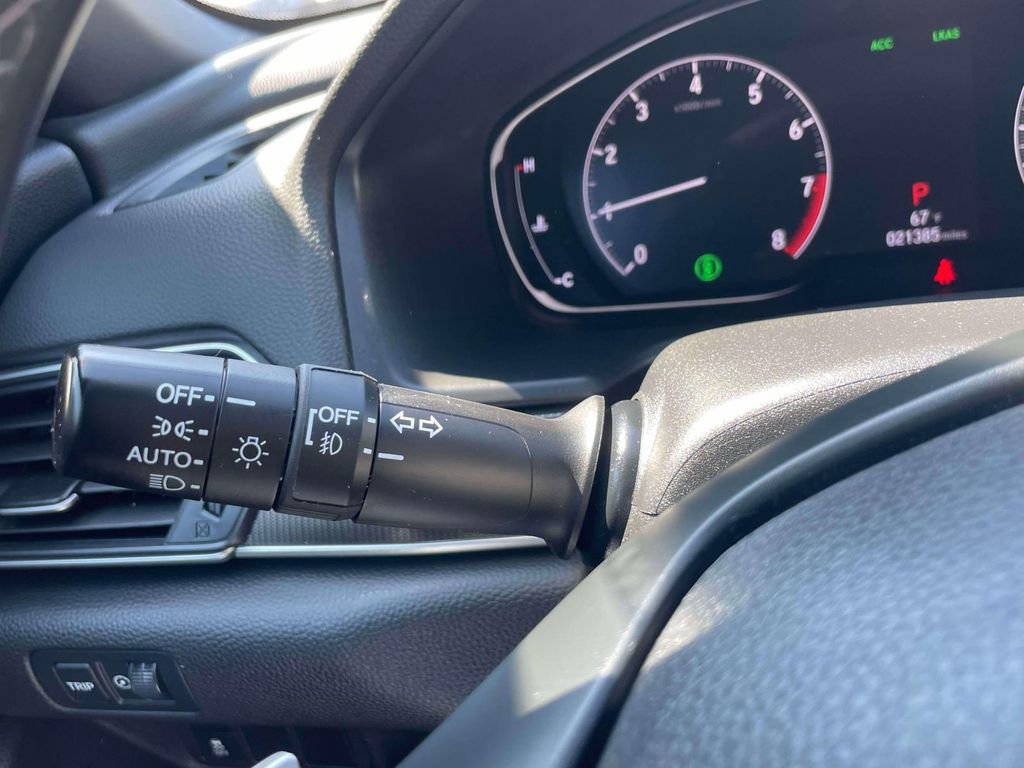 Certified 2018 Honda Accord Sport image 24