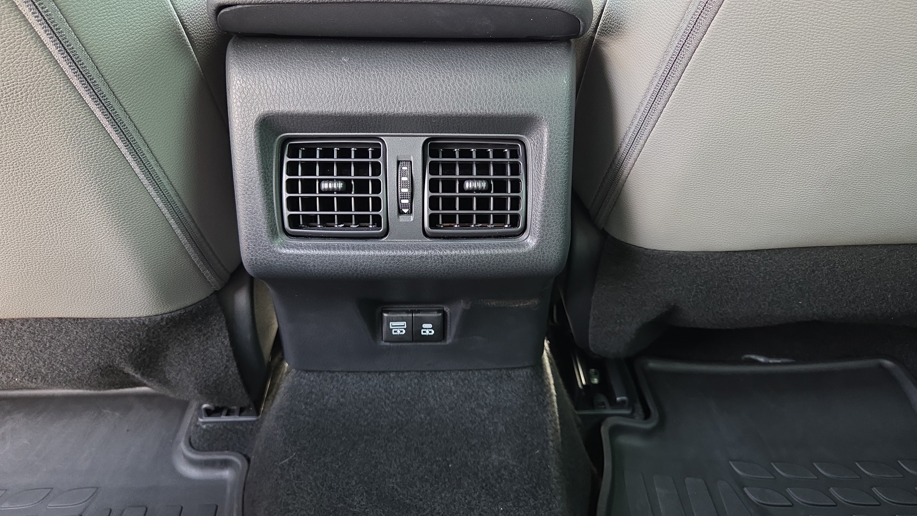 Certified 2026 Toyota Camry SE FWD image 11