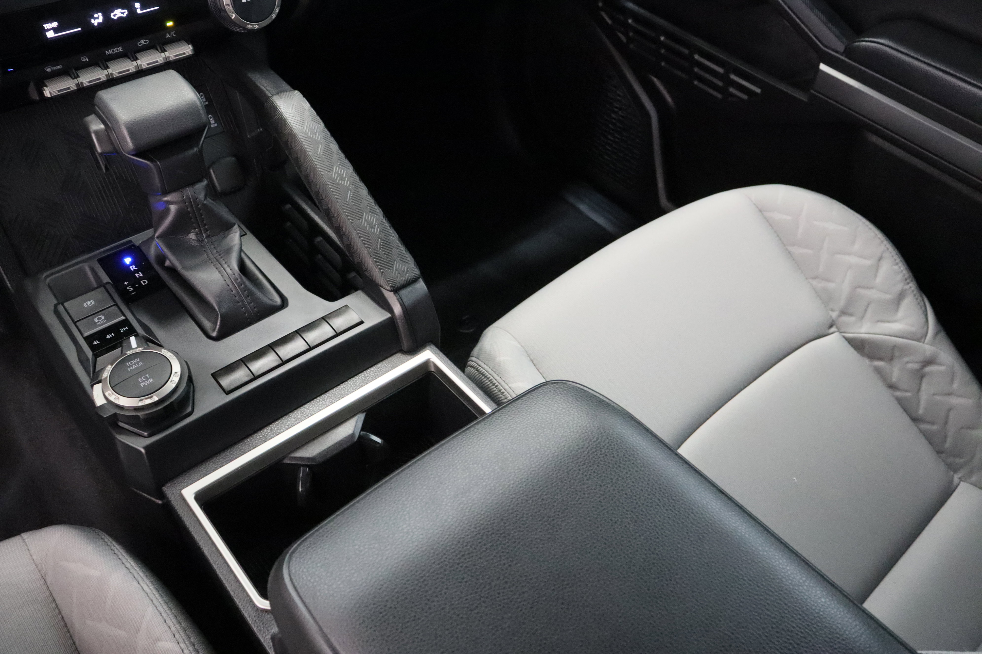 Certified 2026 Toyota Tacoma SR5 AWD/4WD image 16