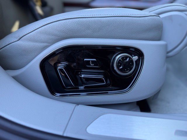 Used 2014 Audi A8 L 4.0T w/ Premium Package AWD/4WD image 21