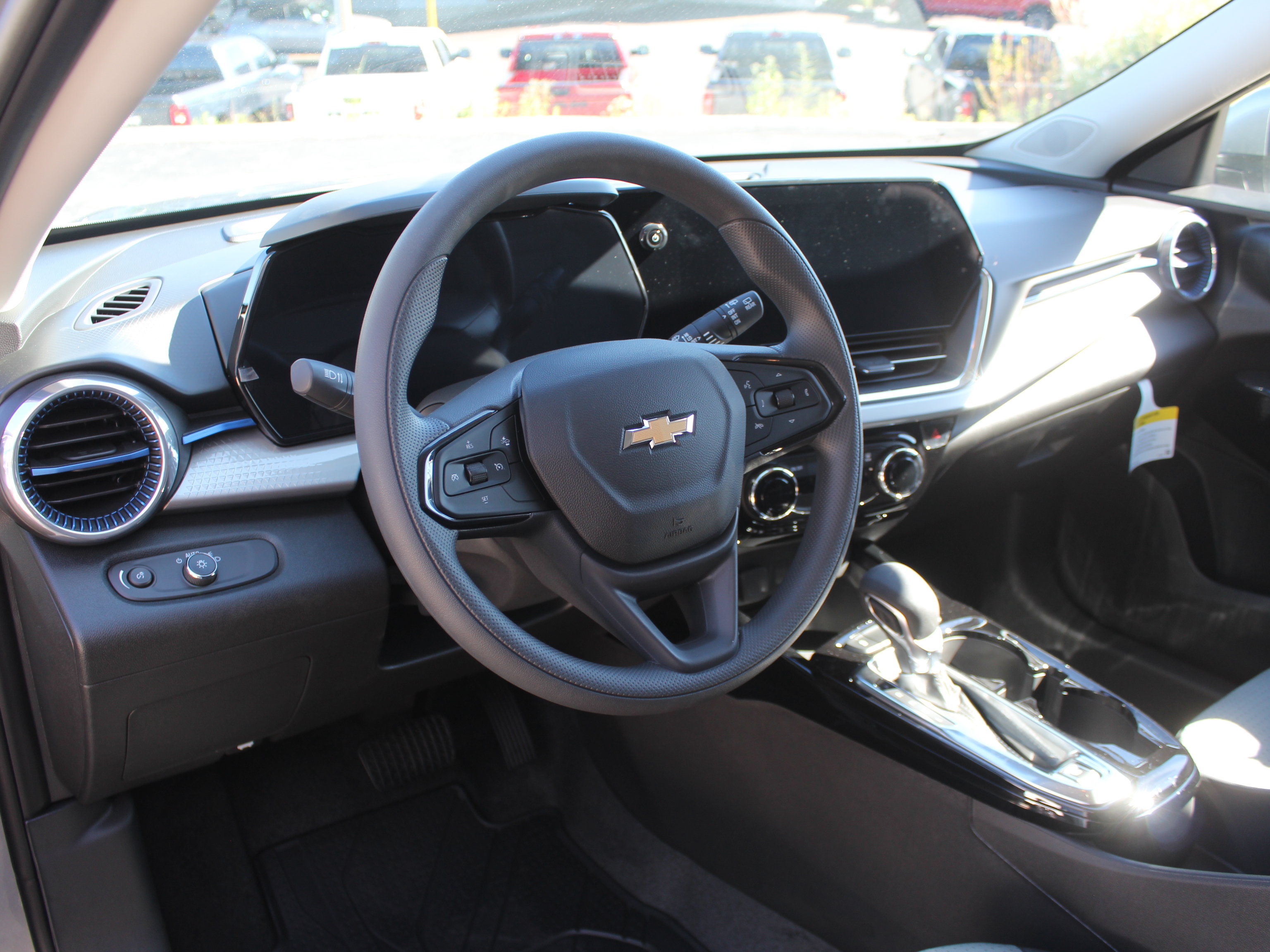New 2026 Chevrolet Trax LT FWD image 12