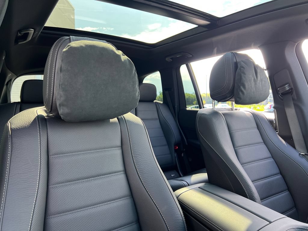 New 2026 Mercedes-Benz GLS 450 4MATIC image 28