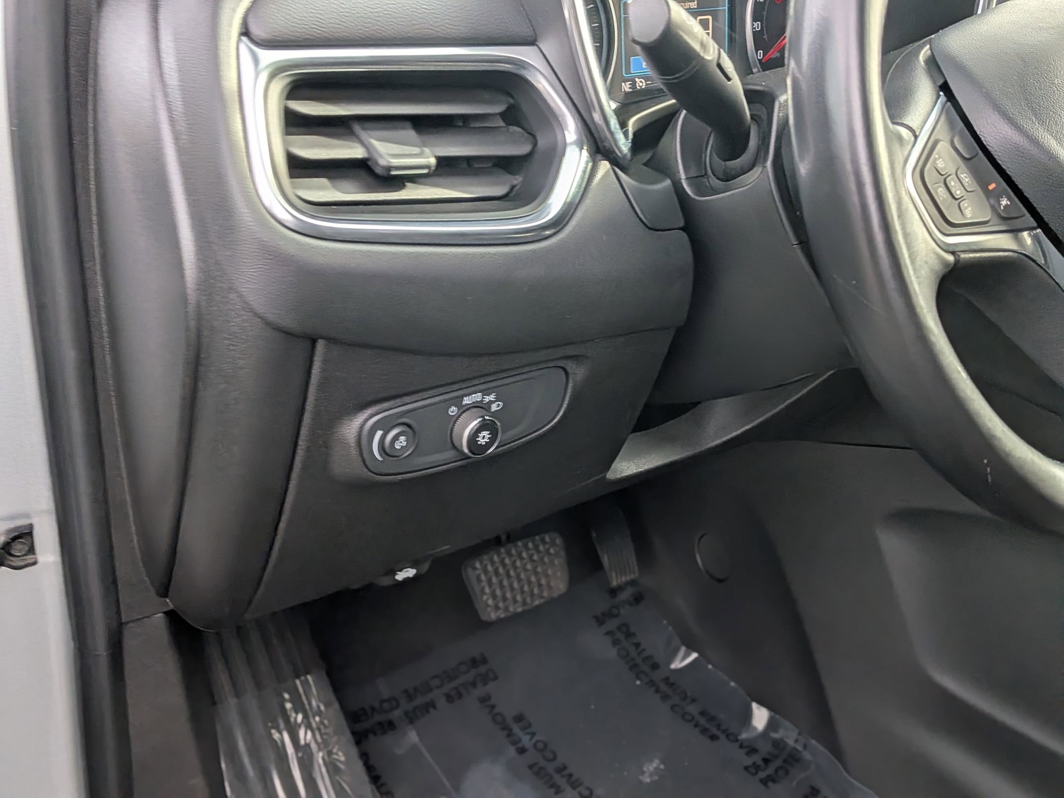 Used 2022 Chevrolet Equinox LT image 17