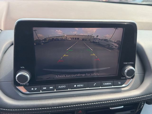 Used 2022 Nissan Rogue SV AWD/4WD image 19
