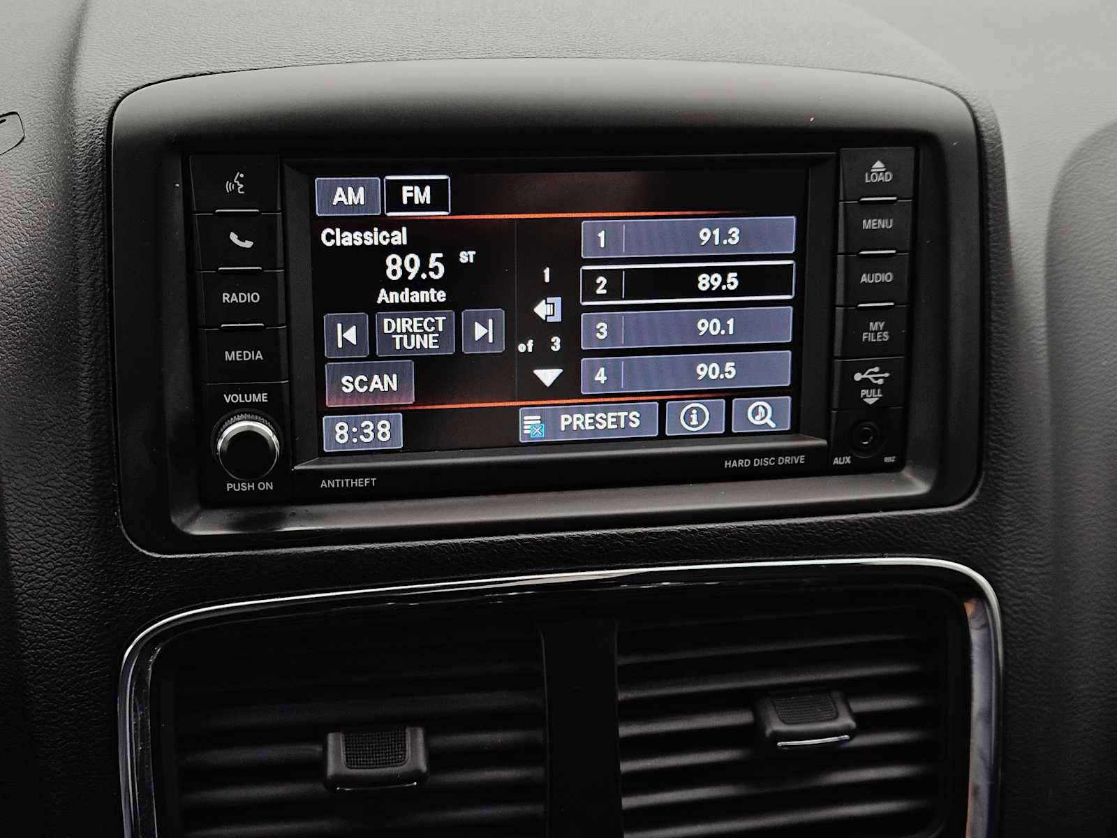 Used 2019 Dodge Grand Caravan SE image 17