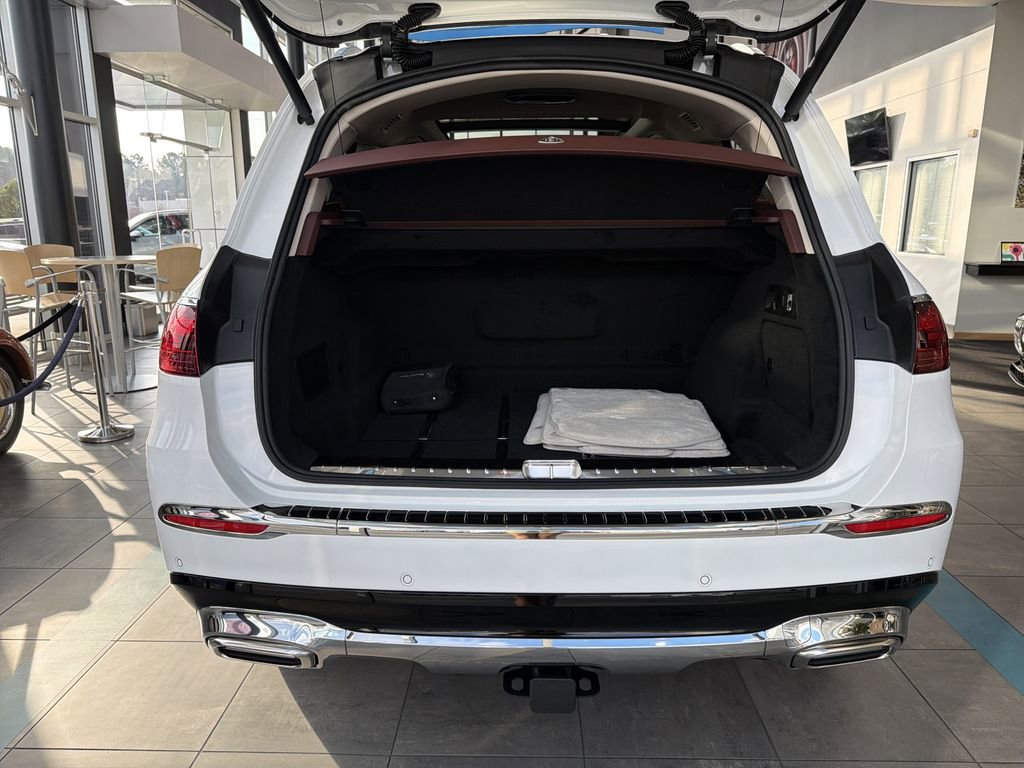 New 2026 Mercedes-Benz Maybach GLS 600 4MATIC image 14
