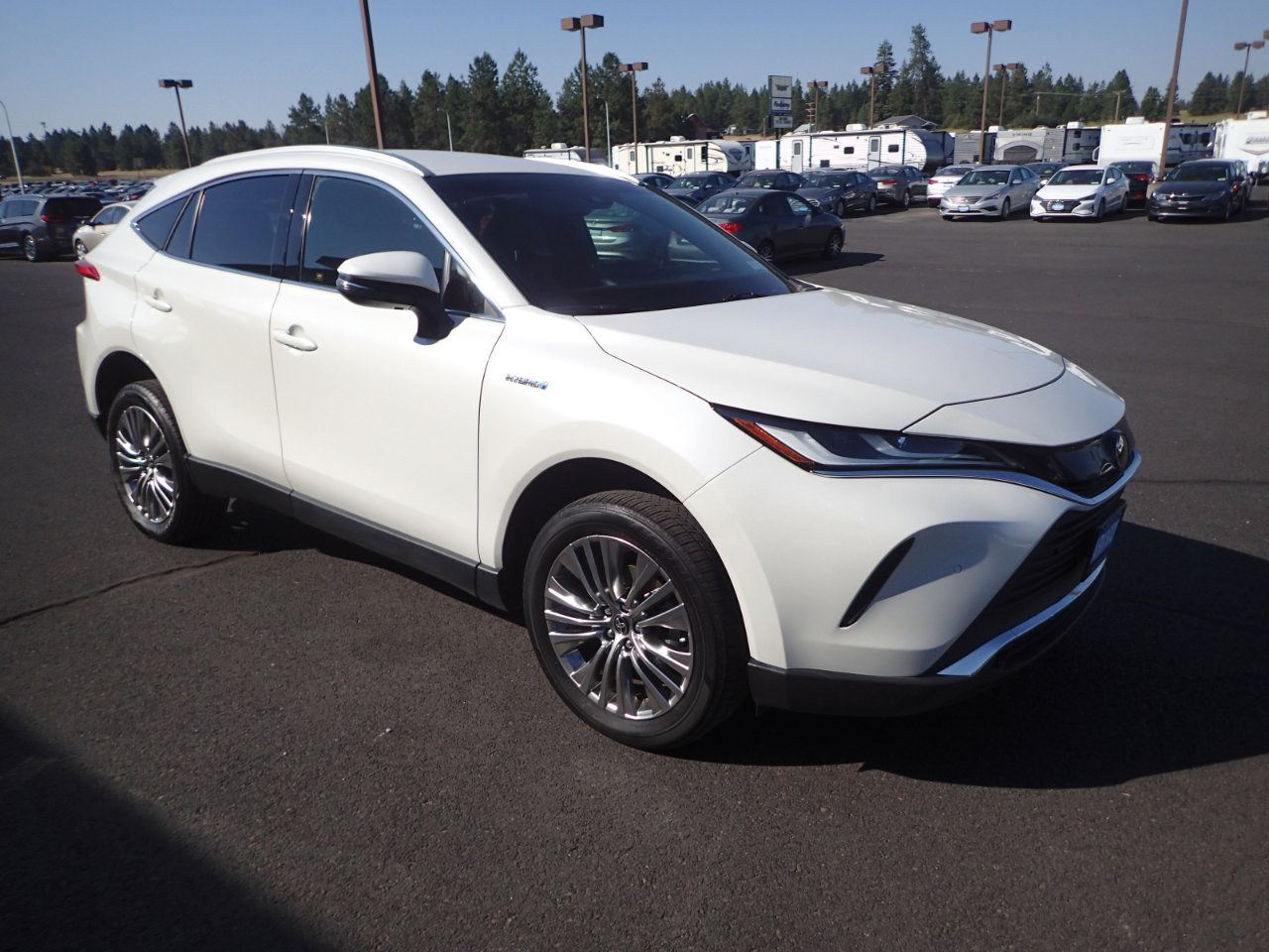 Used 2021 Toyota Venza XLE image 7