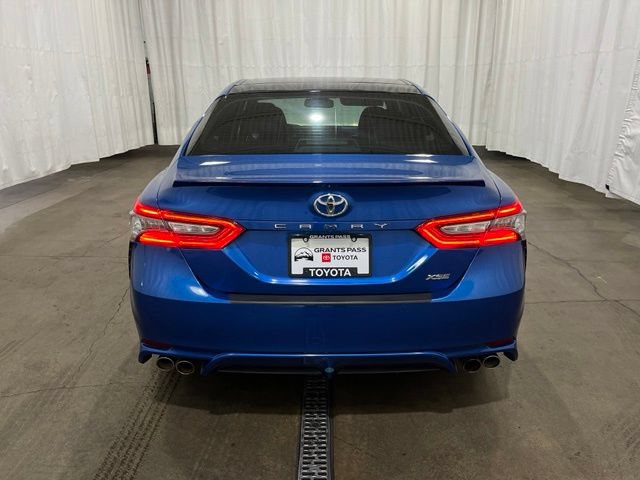 Certified 2018 Toyota Camry XSE FWD image 4
