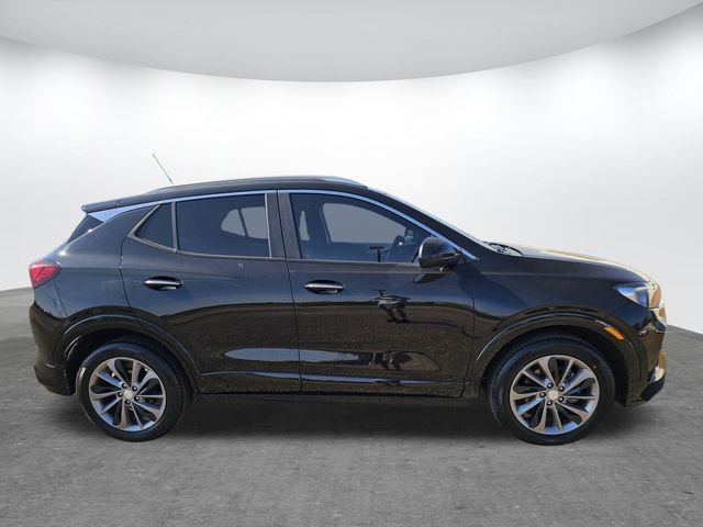 Used 2023 Buick Encore GX Select w/ Sport Touring Package image 3