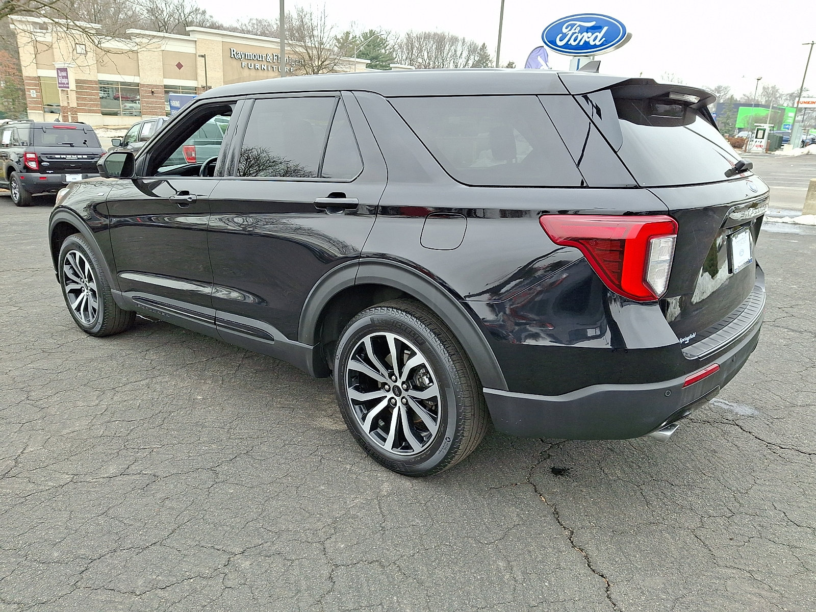Used 2022 Ford Explorer ST-Line image 4