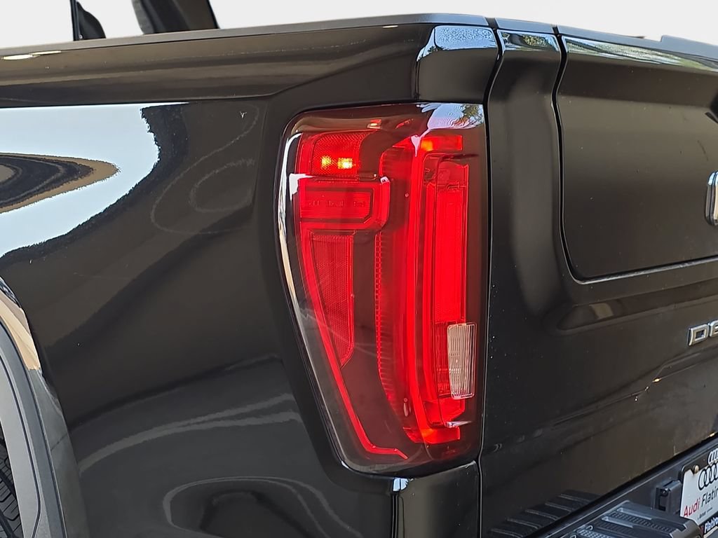 Used 2023 GMC Sierra 1500 Denali w/ Denali Reserve Package AWD/4WD image 34