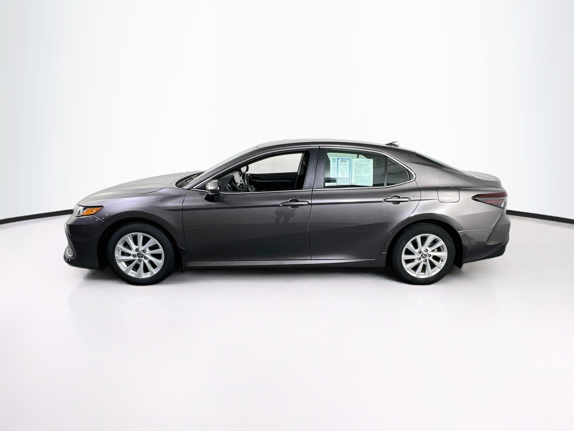 Used 2023 Toyota Camry LE FWD image 8